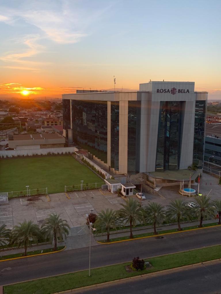 Rosa Bela Hotel & Convention Center Puerto Ordaz Exteriör bild